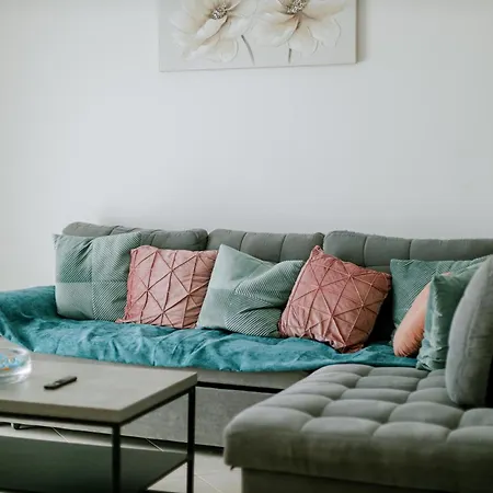 Apartament Zipari Oasis Modern Comforts With Stunning Views Zipárion