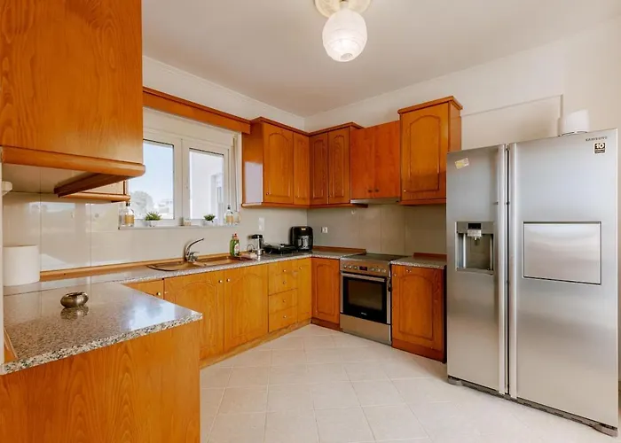 Zipari Oasis Modern Comforts With Stunning Views Daire Zipárion