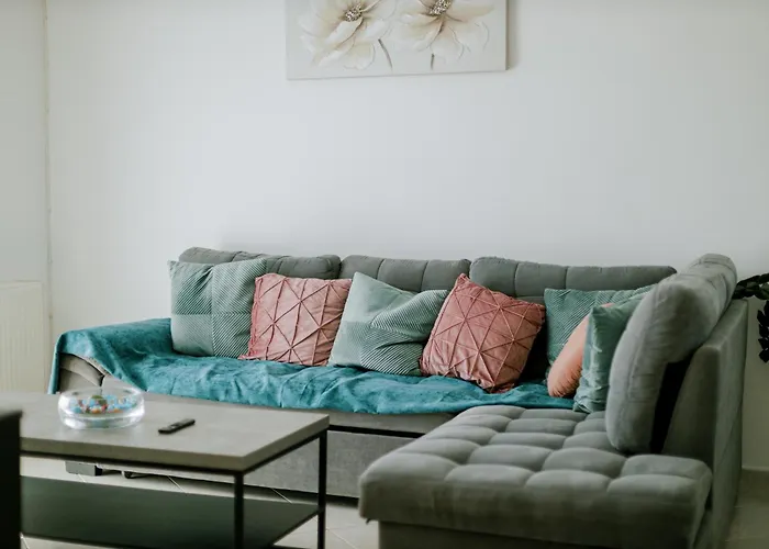 Daire Zipari Oasis Modern Comforts With Stunning Views Zipárion