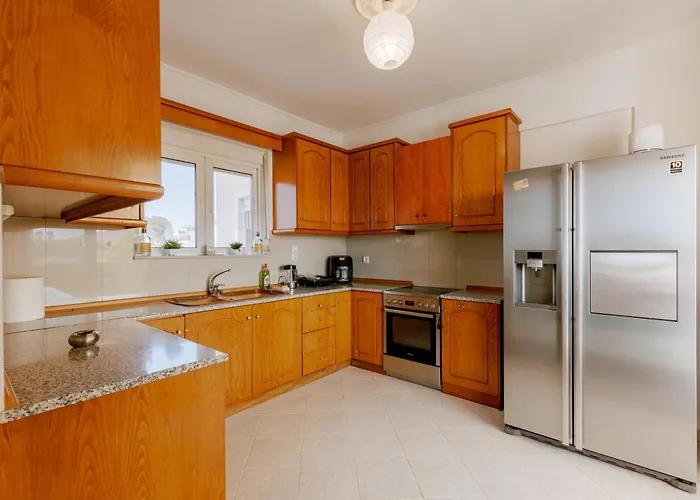 Zipari Oasis Modern Comforts With Stunning Views * Zipárion